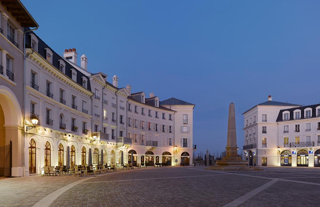 Ferienwohnung Superbe Appart Au Pied De Disney Serris Exterior foto